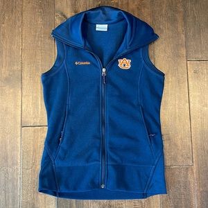 ✅Columbia brand Auburn fleece vest, great condition!